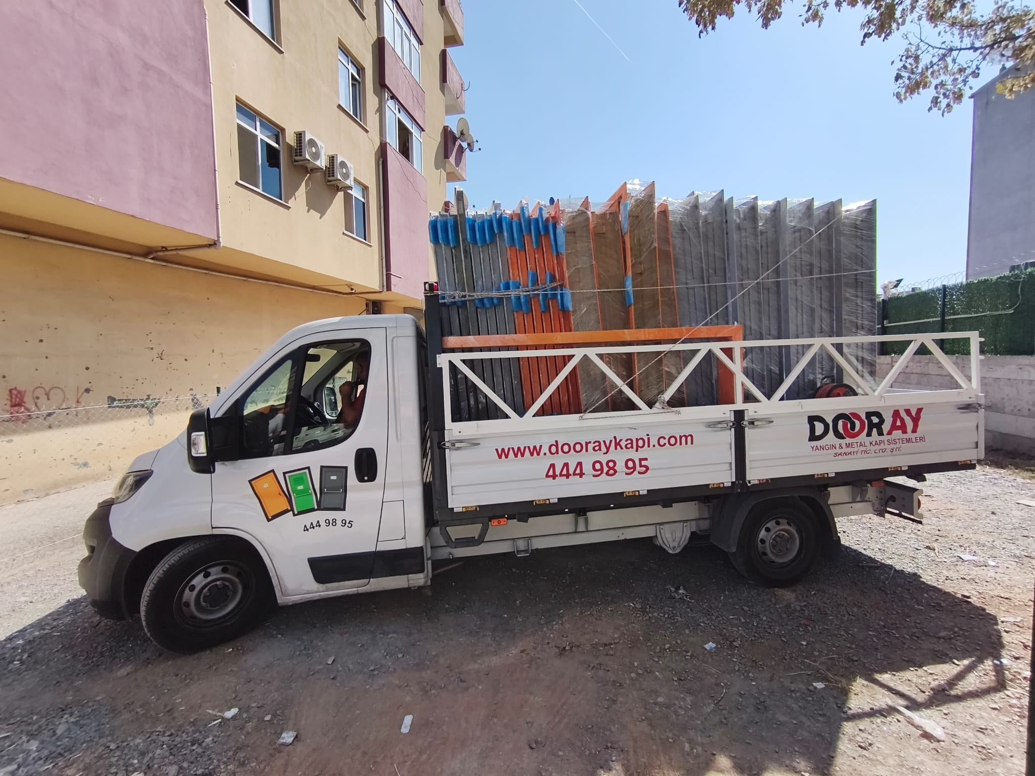 Araç Kaplama Uygulaması