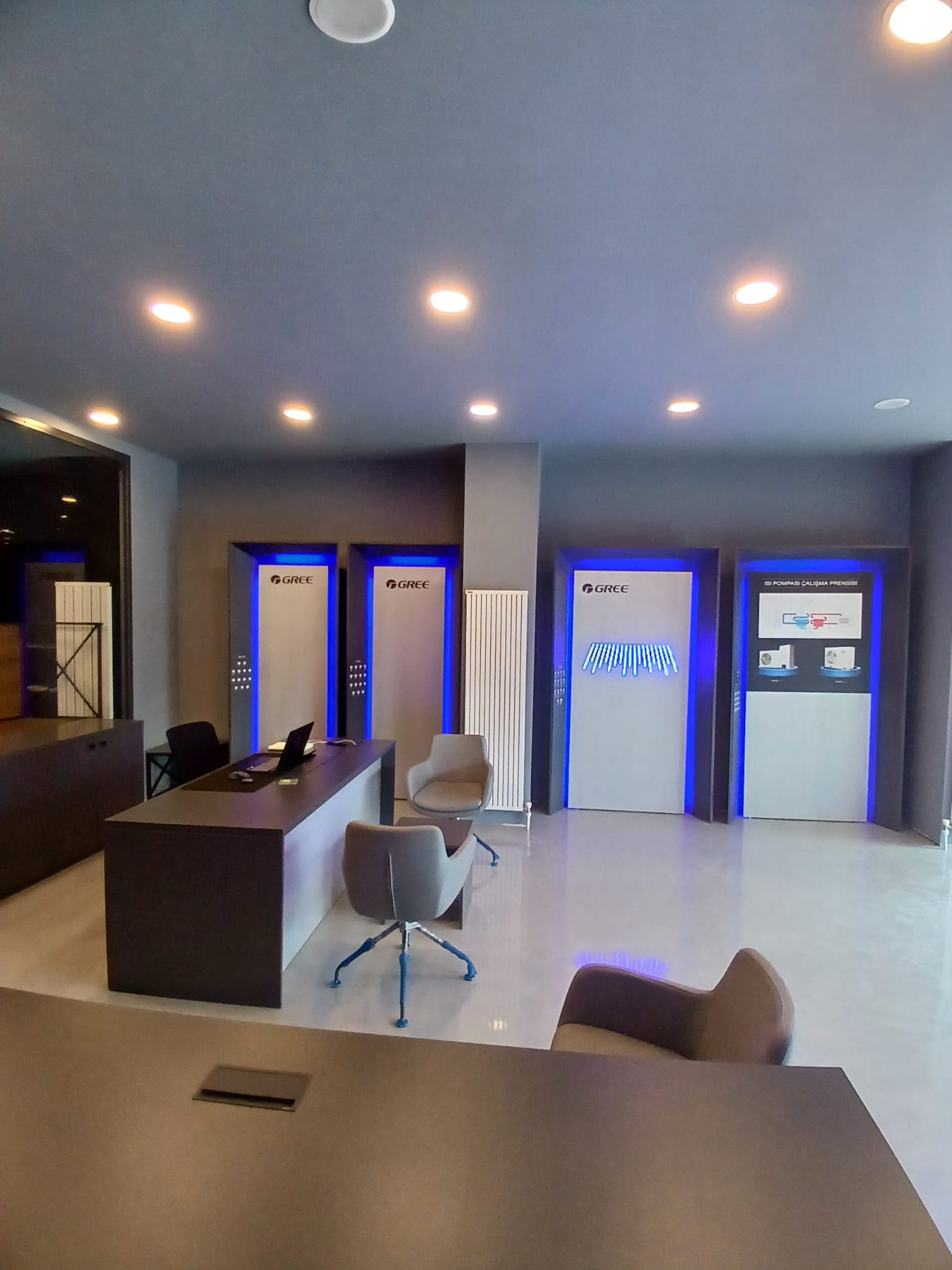 Mobilya Stand Modellerimiz Uygulaması